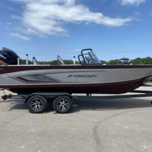 2020 Starcraft STX 2050 with a 200hp Yamaha SHO