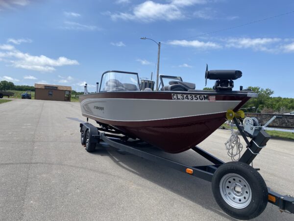 2020 Starcraft STX 2050 with a 200hp Yamaha SHO - Image 3